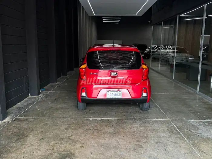 2017 Kia Picanto — 4