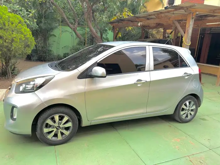 2016 Kia Picanto — 1