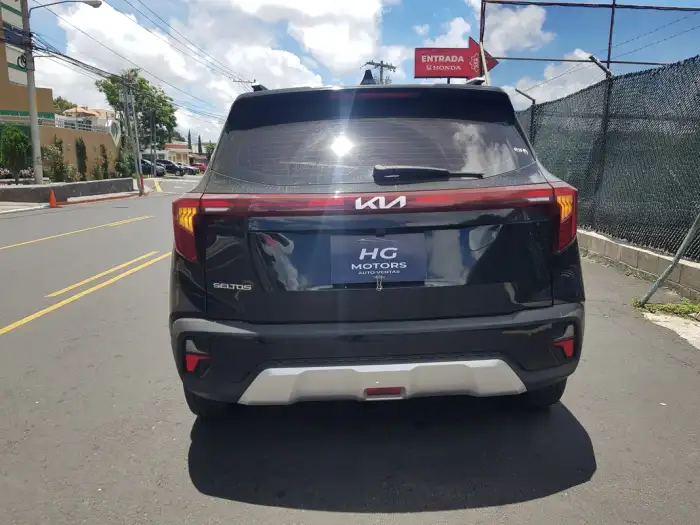 2024 Kia Seltos — 4