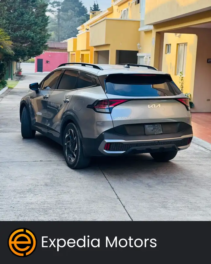 2023 Kia Sportage — 3