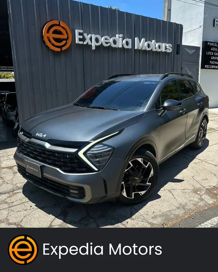 2023 Kia Sportage — 1