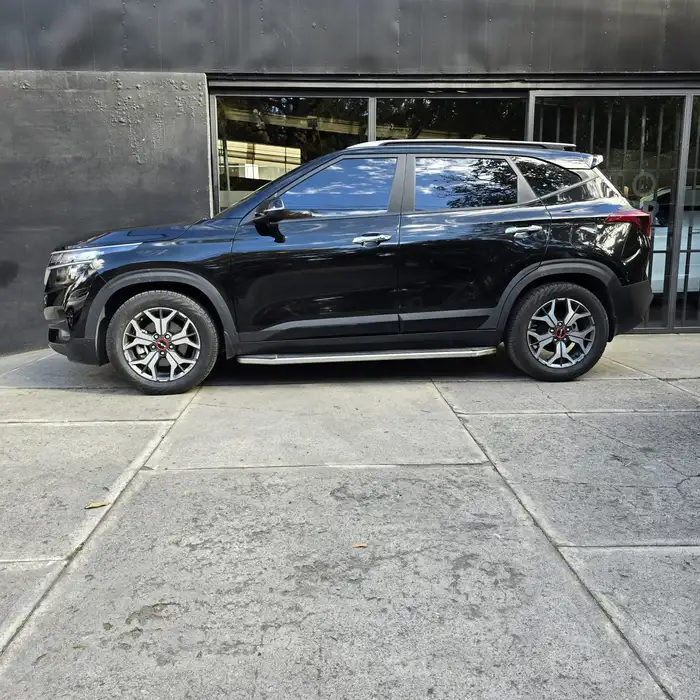 2023 Kia Seltos — 3