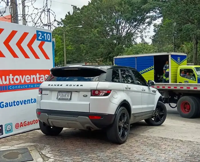 2015 Land Rover Range Rover Evoque — 4