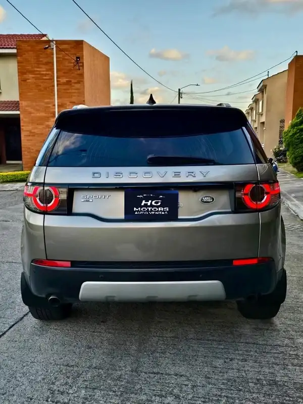 2018 Land Rover DISCOVERY — 3
