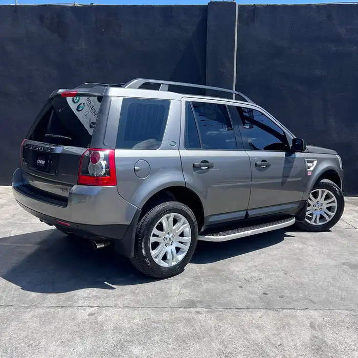 2010 Land Rover FREELANDER — 3