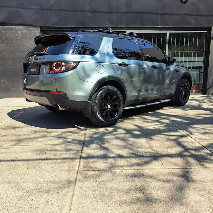 2016 Land Rover DISCOVERY — 4