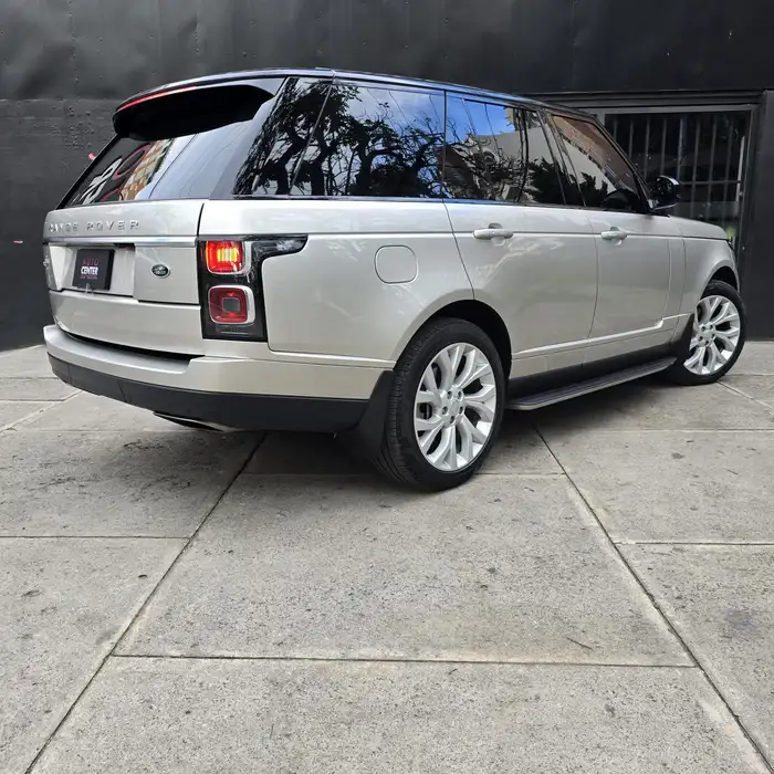 2021 Land Rover RANGE ROVER — 4