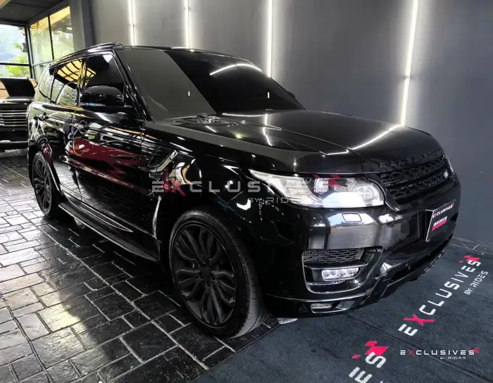 2017 Land Rover RANGE ROVER — 1