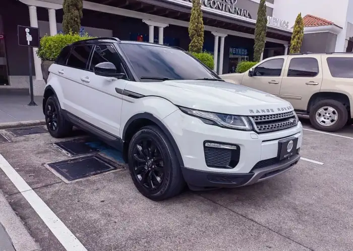 2018 Land Rover RANGE ROVER — 3