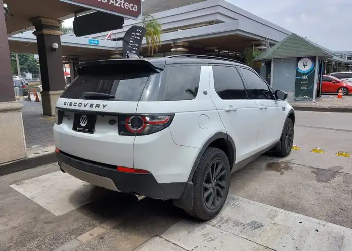 2019 Land Rover DISCOVERY — 4