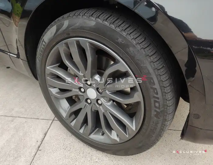 2019 Land Rover RANGE ROVER — 4