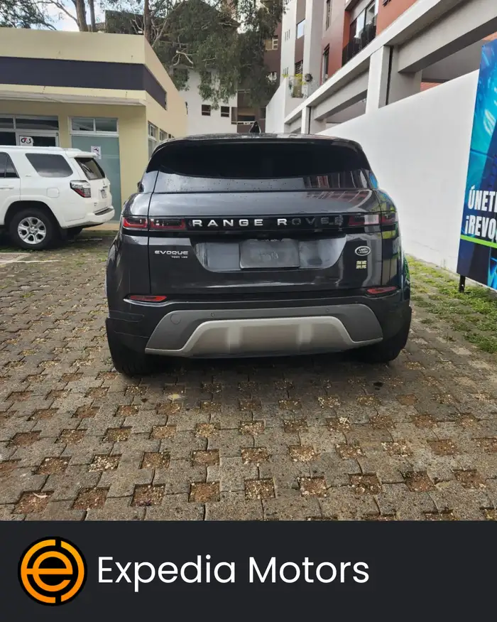 2020 Land Rover CL — 4