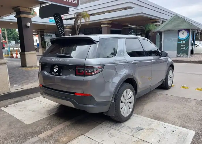 2020 Land Rover DISCOVERY — 4