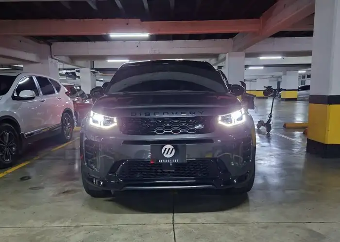 2025 Land Rover DISCOVERY — 3
