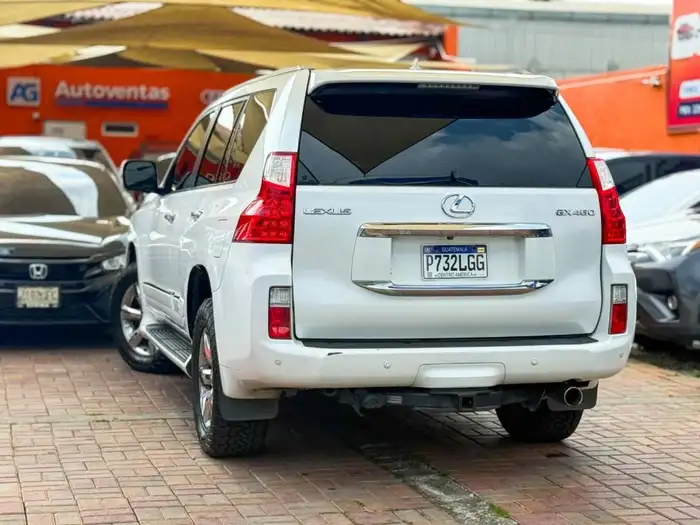 2010 Lexus gx460 — 4