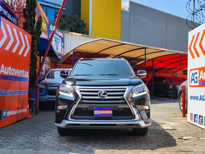 2020 Lexus gx460 — 2