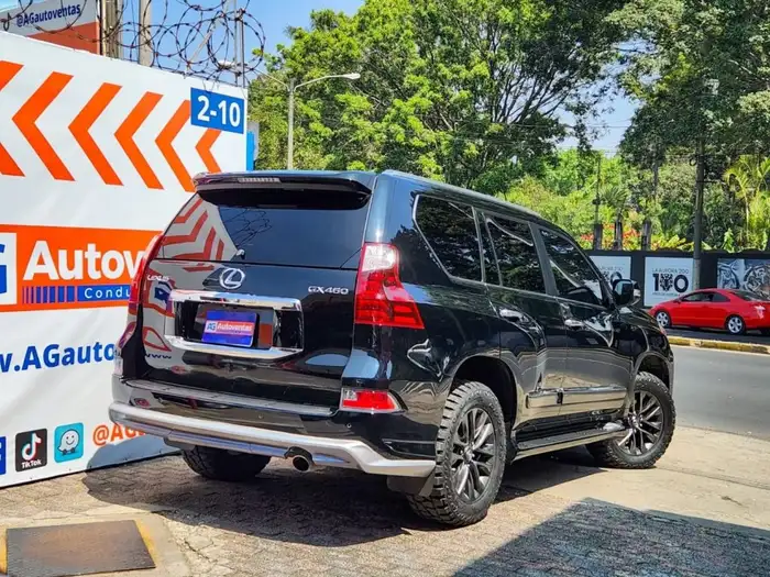 2020 Lexus gx460 — 4