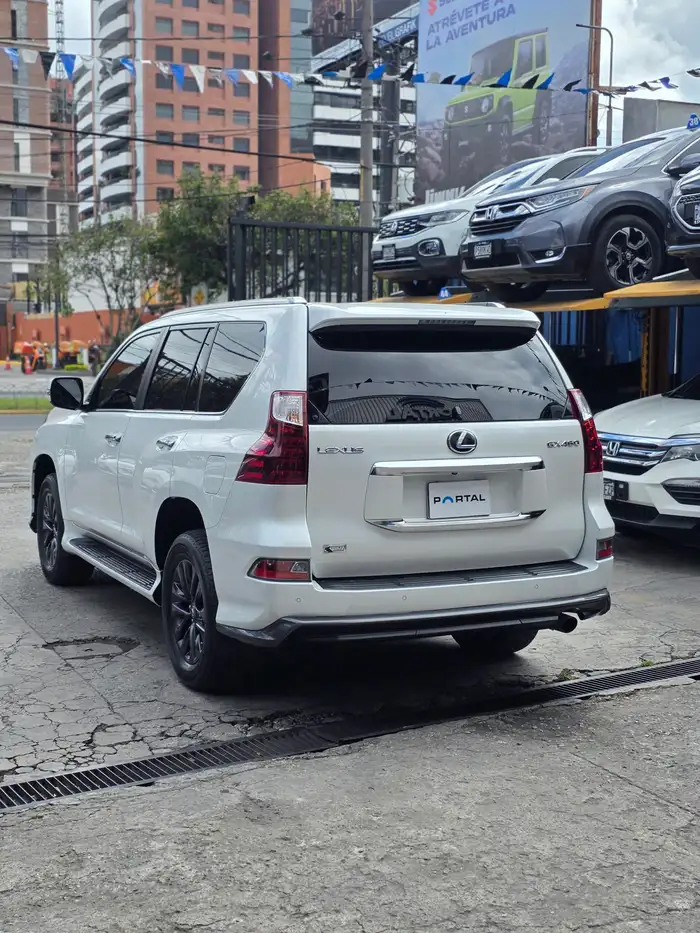 2023 Lexus GX — 4
