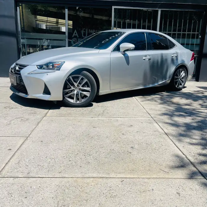 2019 Lexus IS — 1