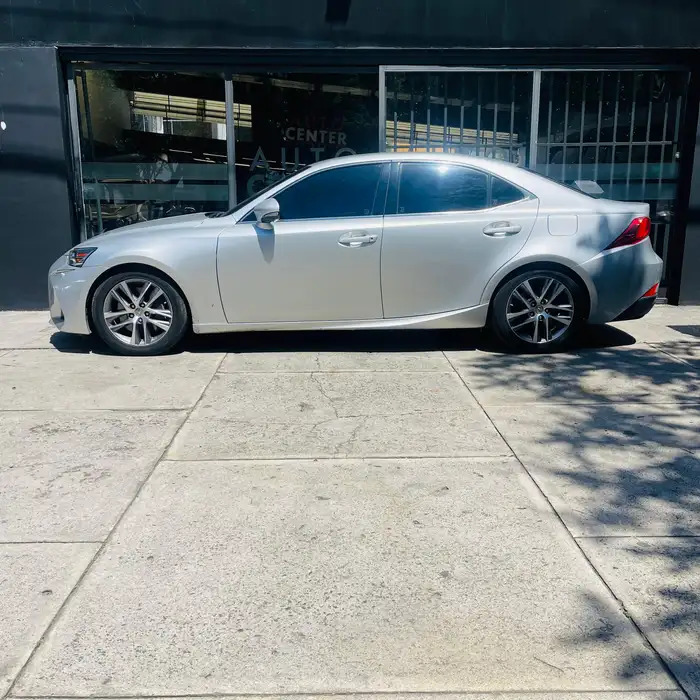 2019 Lexus IS — 3