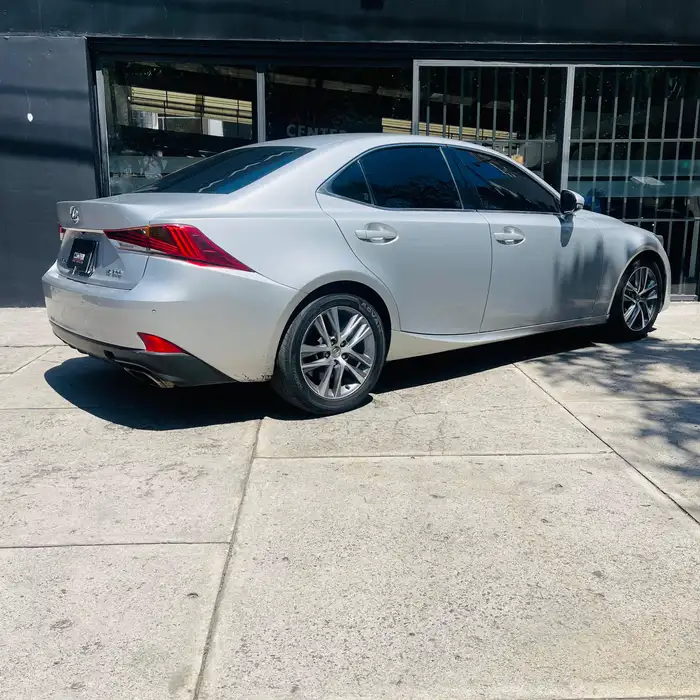 2019 Lexus IS — 4