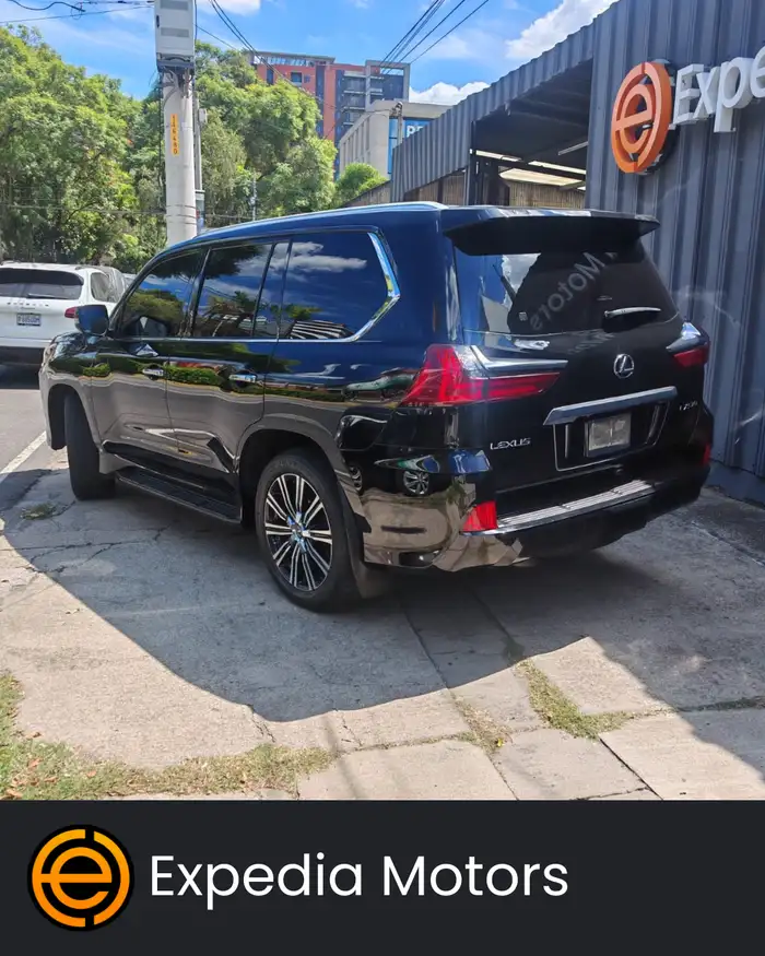 2020 Lexus LX — 3