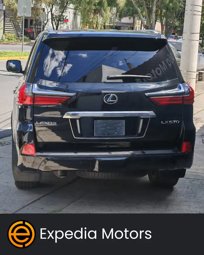 2020 Lexus LX — 4
