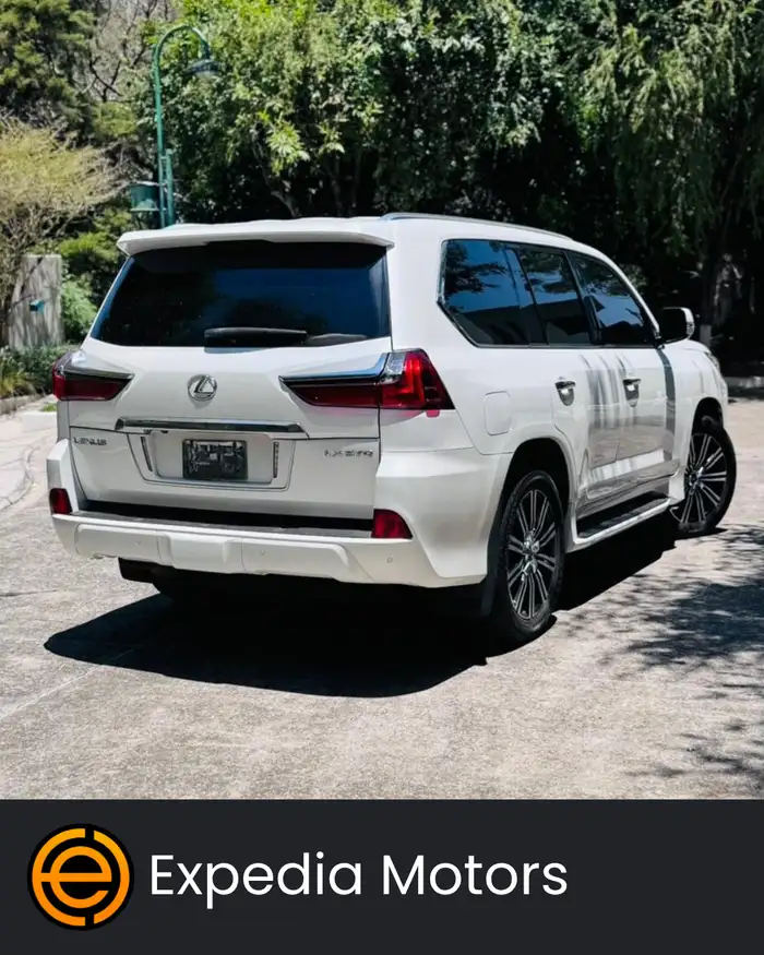2020 Lexus LX — 3