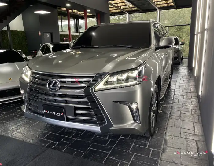 2020 Lexus LX — 3