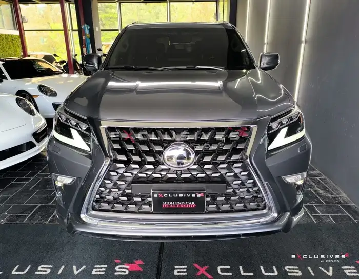 2023 Lexus gx460 — 2