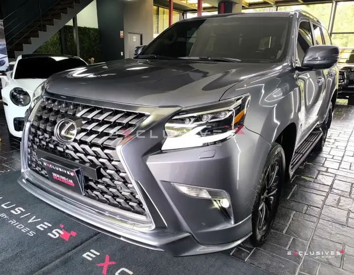 2023 Lexus gx460 — 3
