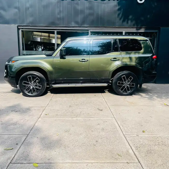2025 Lexus GX — 3