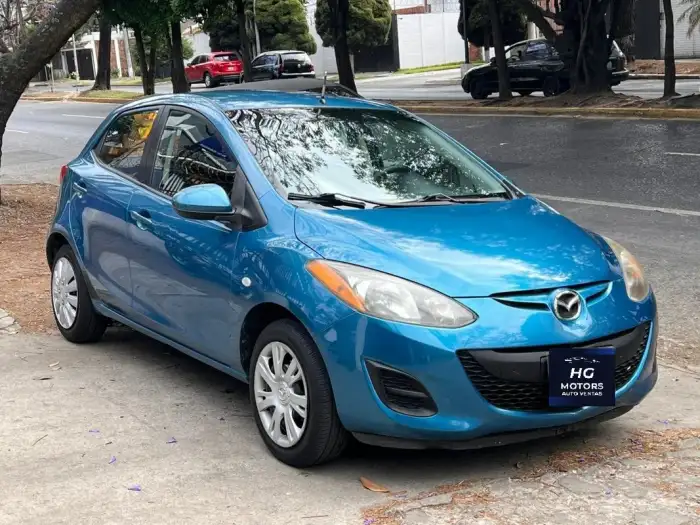 2011 Mazda 2 — 1