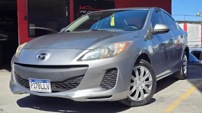 2013 Mazda 3 — 1