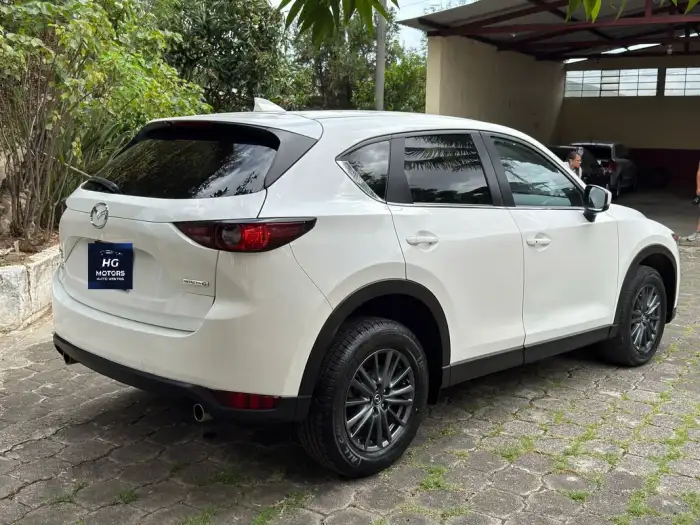 2021 Mazda CX-5 — 2
