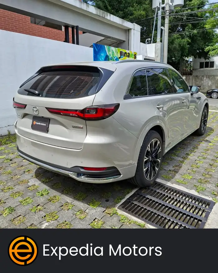 2025 Mazda CX-90 — 4