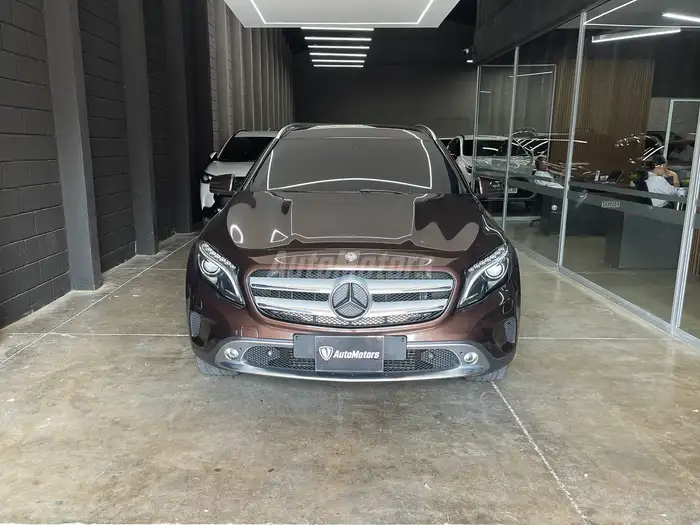 2015 Mercedes-Benz GLA — 3