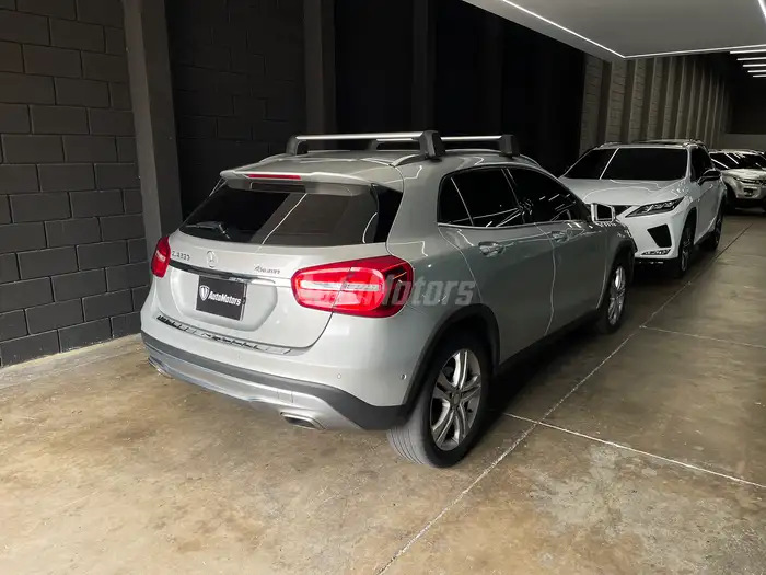 2015 Mercedes-Benz GLA — 2
