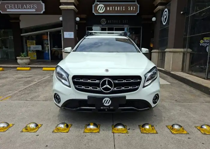 2018 Mercedes-Benz GLA — 2