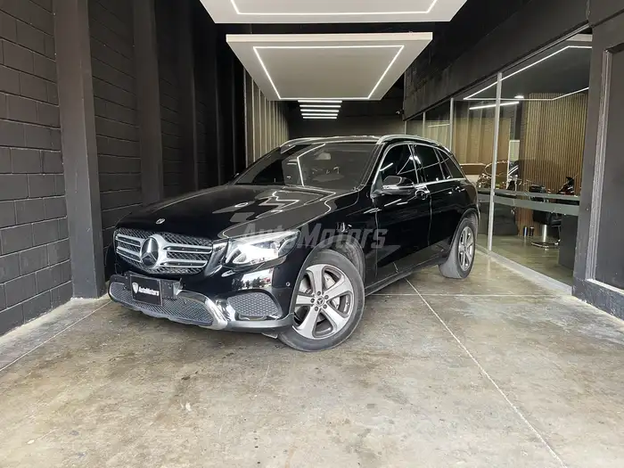 2018 Mercedes-Benz GLC — 1