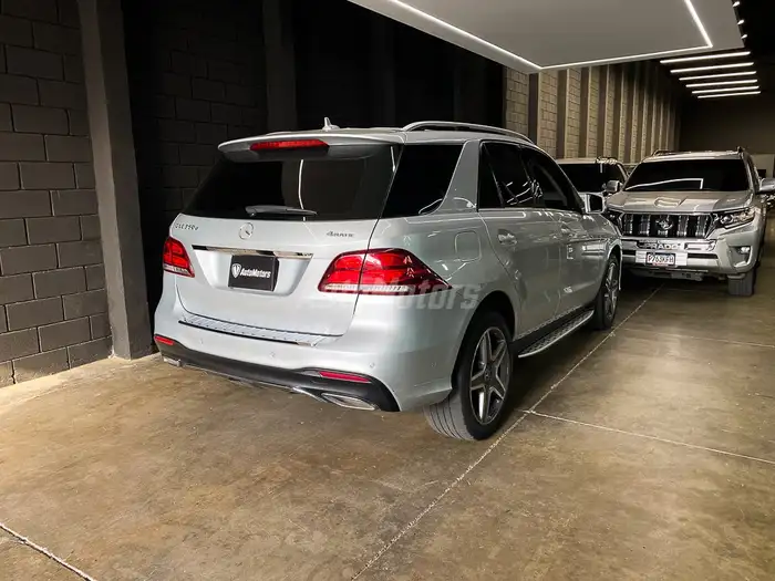 2018 Mercedes-Benz GLE — 2