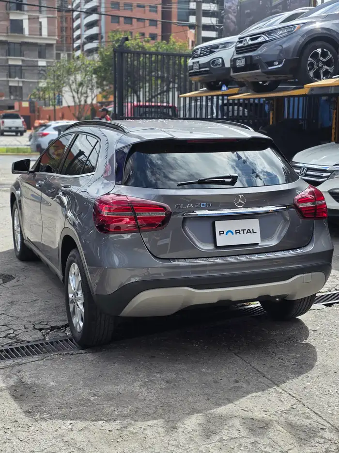 2018 Mercedes-Benz GLA — 4