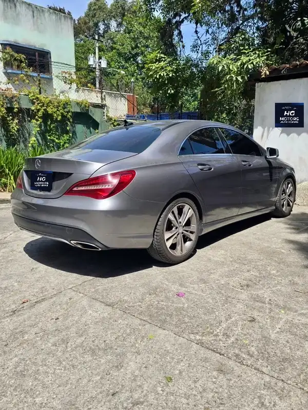 2017 Mercedes-Benz CLA200 — 2