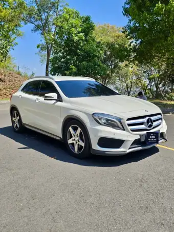 2017 Mercedes-Benz CLASE GLA