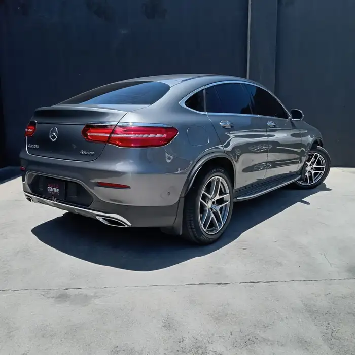 2017 Mercedes-Benz GLC — 4