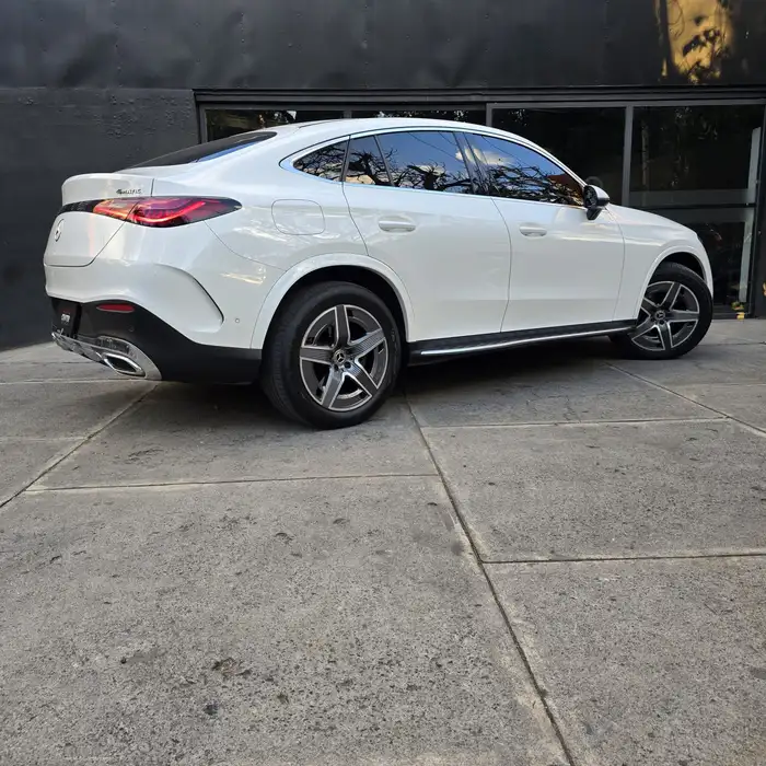 2024 Mercedes-Benz GLC — 4