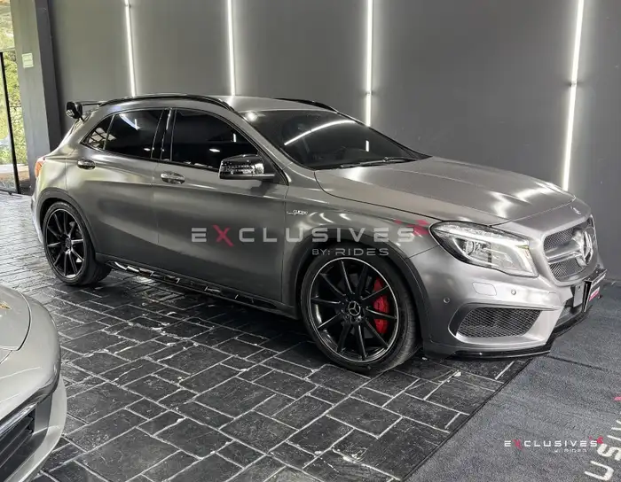 2015 Mercedes-Benz GLA — 1