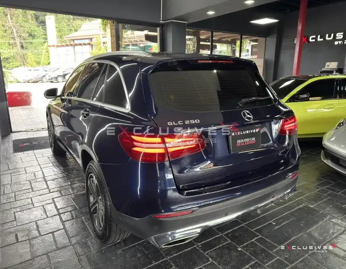 2018 Mercedes-Benz GLC — 4