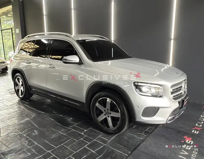 2020 Mercedes-Benz GLB — 1