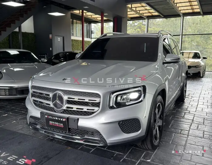 2020 Mercedes-Benz GLB — 3